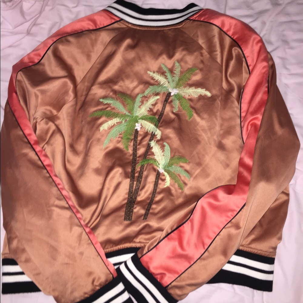 Women’s bomber jacket